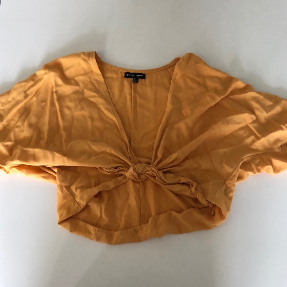 STYLE ENVY Cropped Tie Blouse